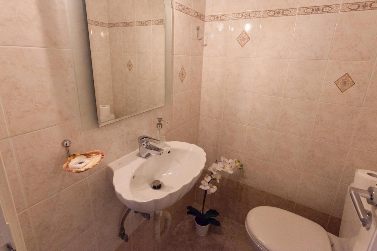 Lovely Apartment In Psychiko - Renovation May 2025 Athen Eksteriør billede